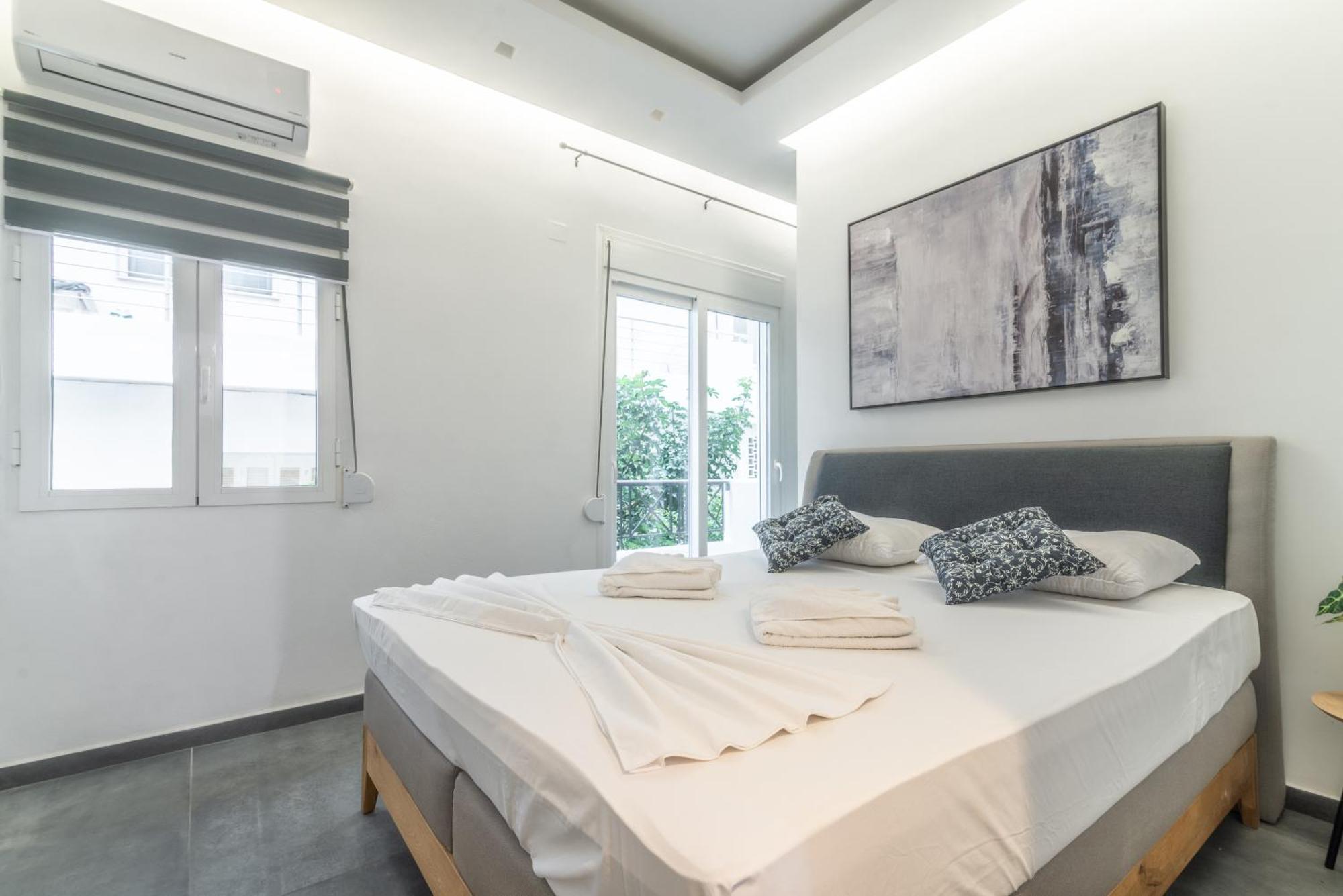 Misty Grey Apartment Near City Centre Heraklion Exterior foto