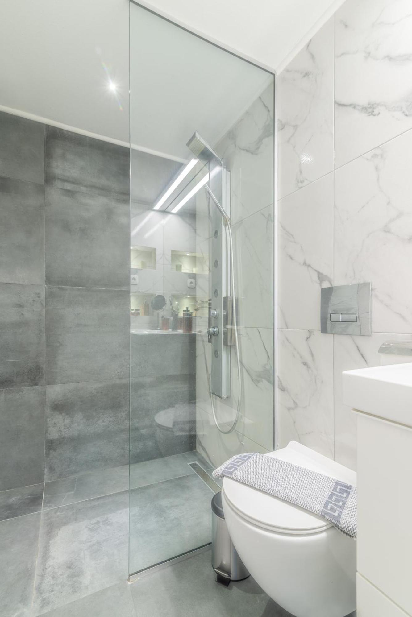 Misty Grey Apartment Near City Centre Heraklion Exterior foto